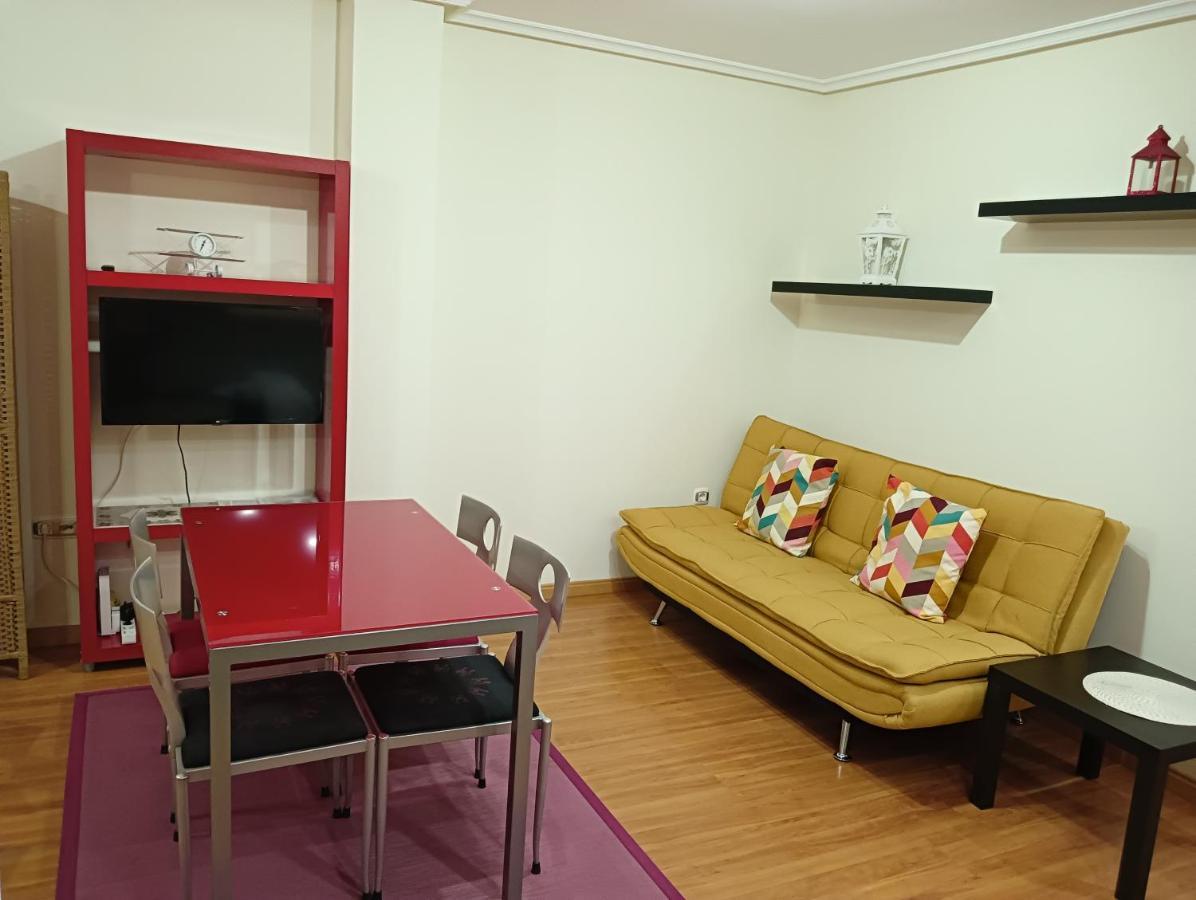 Apartamentos Chevere Rojo-Huca Oviedo Bagian luar foto