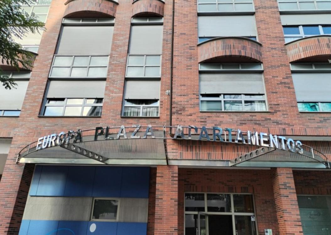 Apartamentos Chevere Rojo-Huca Oviedo Bagian luar foto