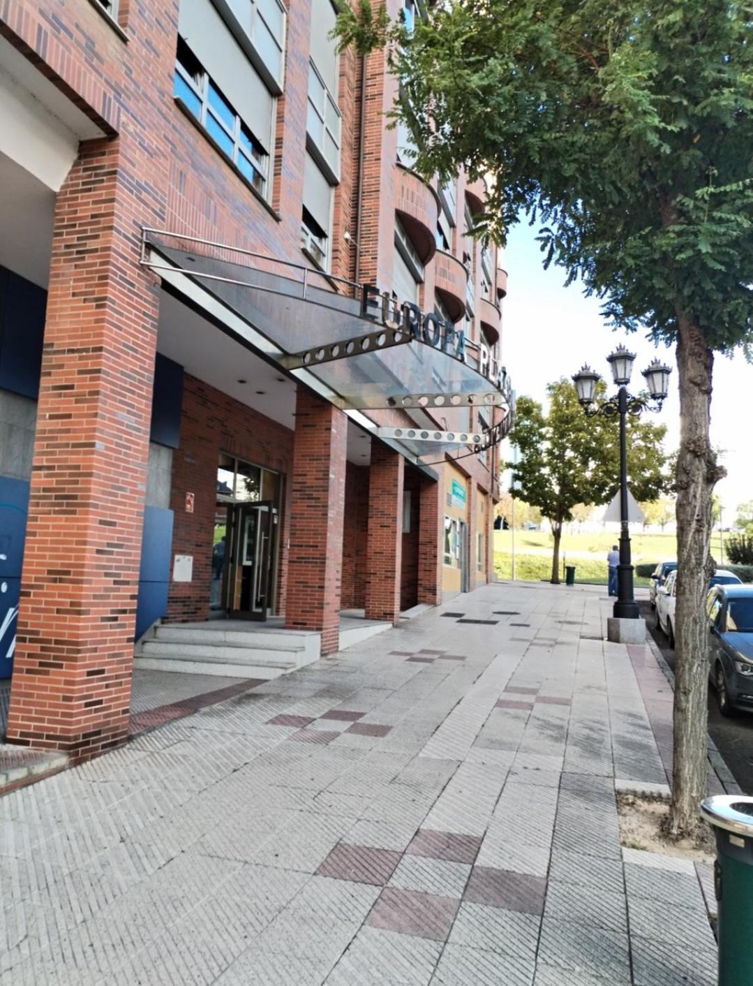 Apartamentos Chevere Rojo-Huca Oviedo Bagian luar foto